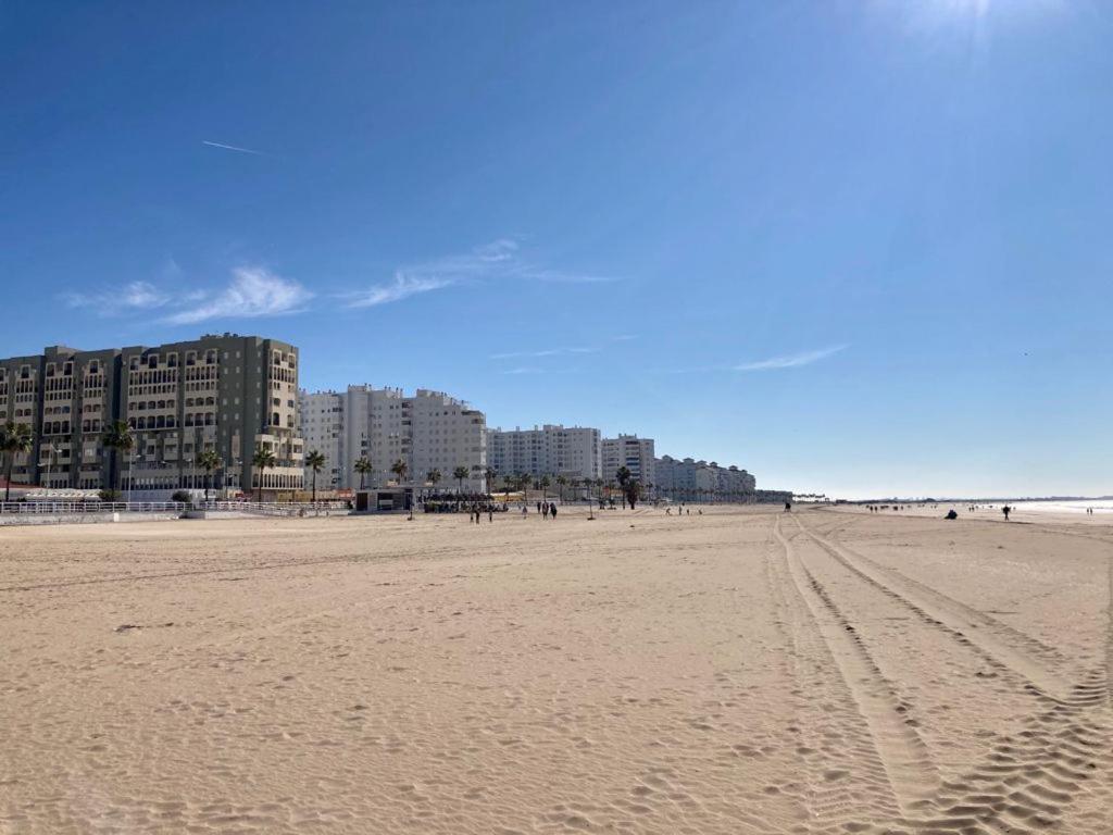 אל פוארטו דה סנטה מריה Estudio Blegamar Vistas - Playa, Wifi Y Aparcamiento מראה חיצוני תמונה